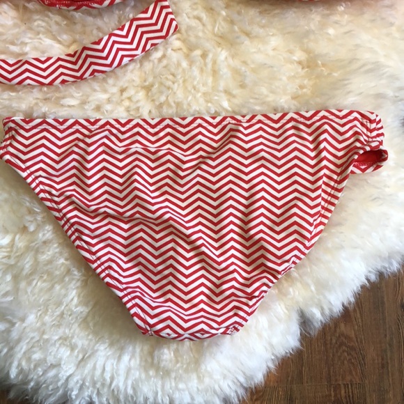 XHILARATION Chevron bikini small top medium bottom - Picture 8 of 11